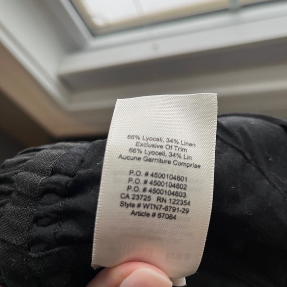 Wilfred Free Habitus linen blend shorts, black, size medium - Picture 4 of 4